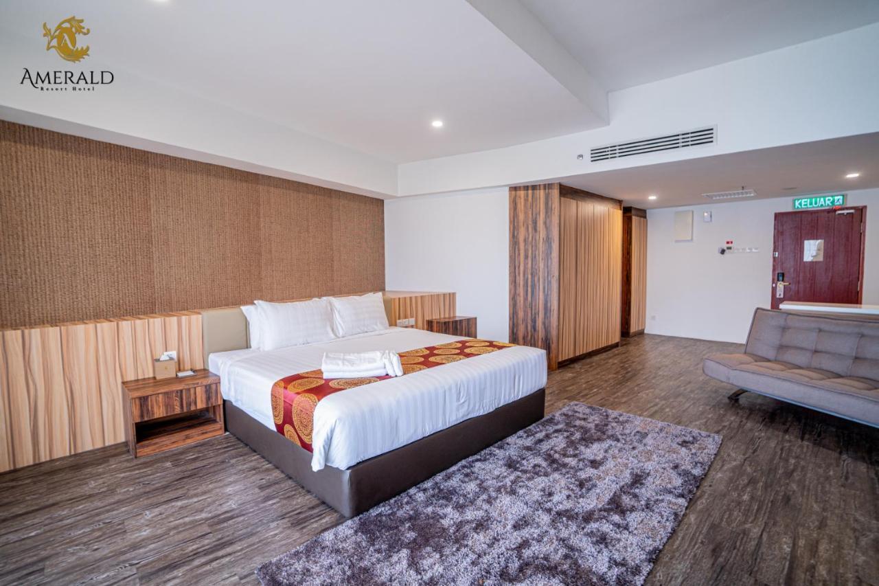 Amerald Resort Hotel Desaru Pengerang Zewnętrze zdjęcie
